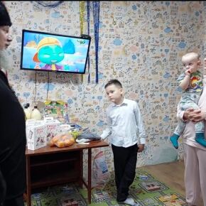 Протоиерей Александр Гришин посетил Епархиальный комплексный центр