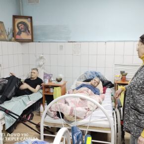 Пожилым подопечным центрам оказывается регулярная помощь психолога