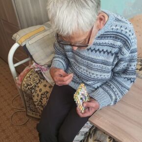 Постояльцы Епархиального комплексного центра имеют возможность для занятий творчеством Постояльцы Епархиального комплексного центра имеют возможность для занятий творчеством
