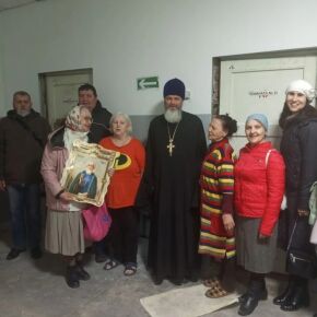 Епархиальный комплексный центр посетил руководитель социального отдела Новосибирской епархии